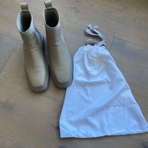 Jimmy Choo winter 2023 boots - Picture 14 of 14